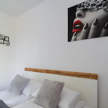 Zielonomi - Osobna Kuchnia, Miejsce Na Samochod - By Spaceapart * Jelenia Góra