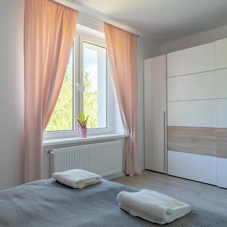 Apartment Zielonomi - Osobna Kuchnia, Miejsce Na Samochod - By Spaceapart Jelenia Góra